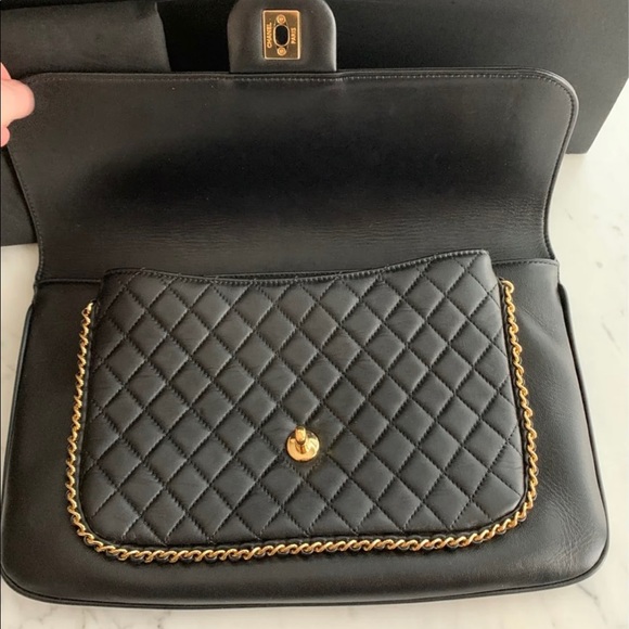 SOLD Chanel Unchained Leather Clutch - Picture 5 of 13